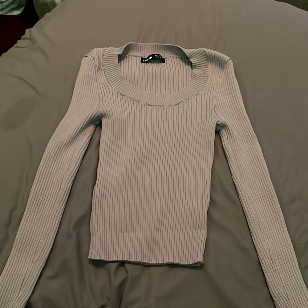SHEIN sweaters - Picture 3 of 4